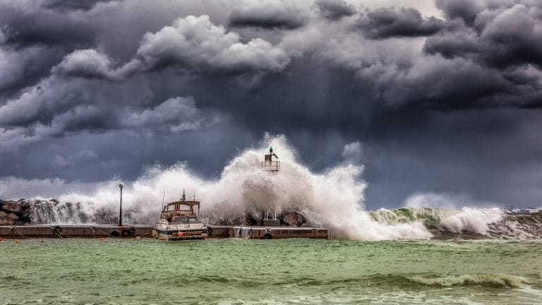 Previsioni meteo Puglia : week-end tra forti temporali e raffiche di vento!